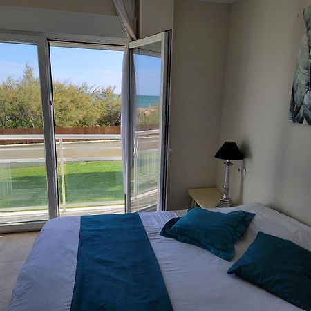 Beach View - Primera Linea Lujo Denia Exterior photo
